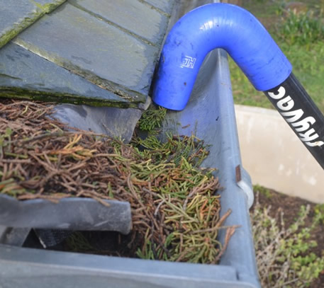 Un nettoyage de votre gouttière bien fait dans le 95 Val d’Oise